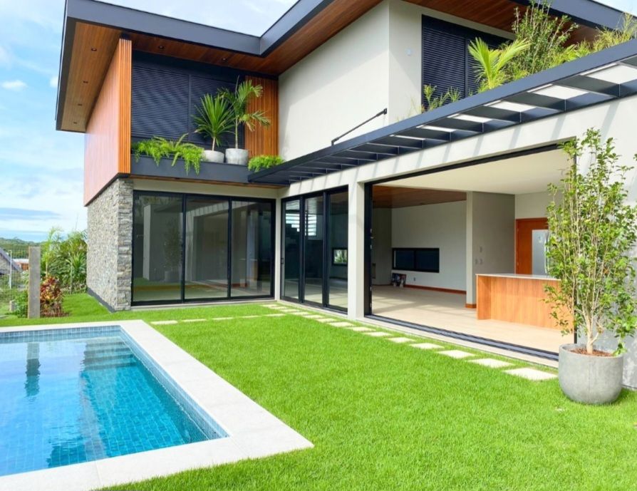 Casa Alto Padrão - Venda - Lagoa da Conceição - Florianópolis - SC
