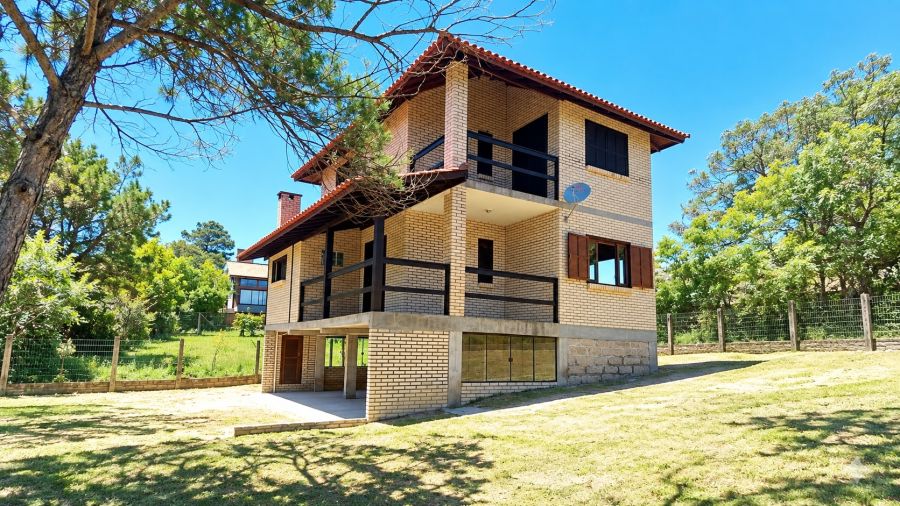Sobrado - Venda - Praia Rosa - Imbituba - SC