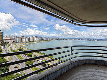 Apto 10� andar com vista panor�mica na Beira Mar Norte